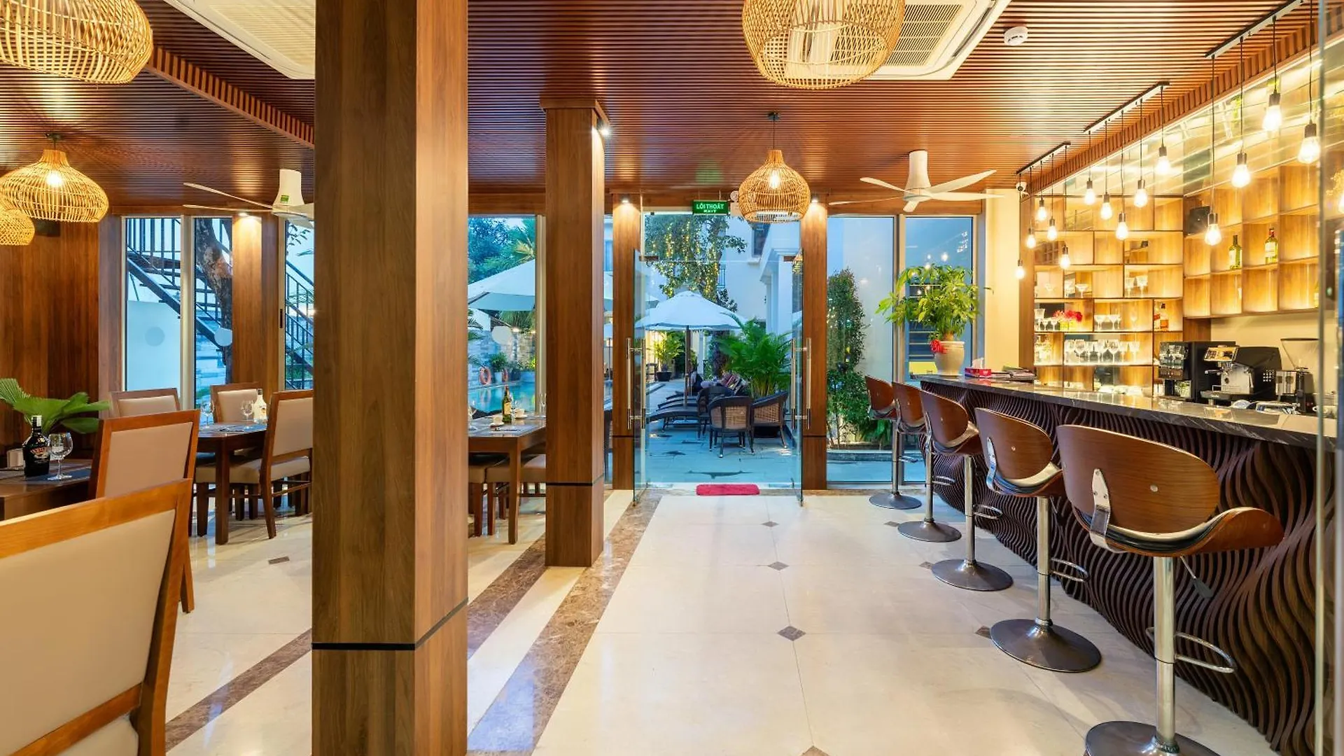 Full Moon Apartments & Villa - Hoi An 4*,  Vietnam