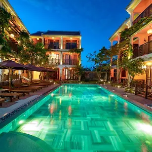 Ahoy Boutique & Hotel