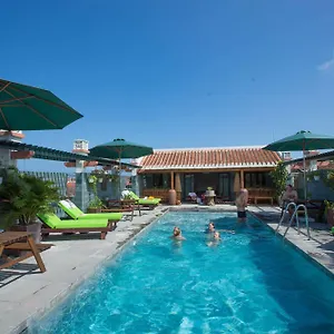 Pho Library Hotel